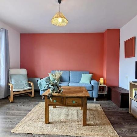 The Place To Be, Parking Gratuit Roanne Extérieur photo